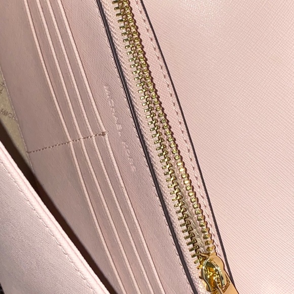 Michael kors bag - Picture 6 of 9